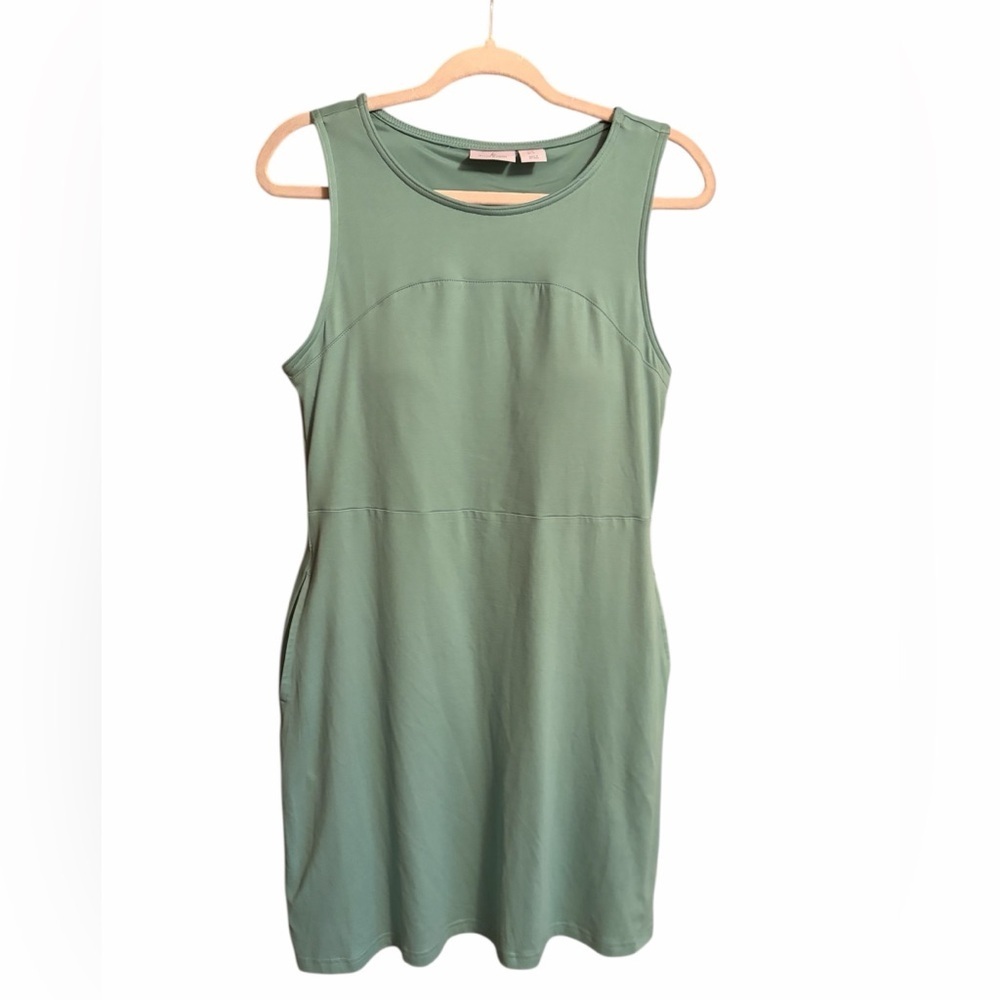 Willow Blossom Athletic Dress-Mesh Bodice-Built in Bra-Front Pockets - Picture 2 of 10